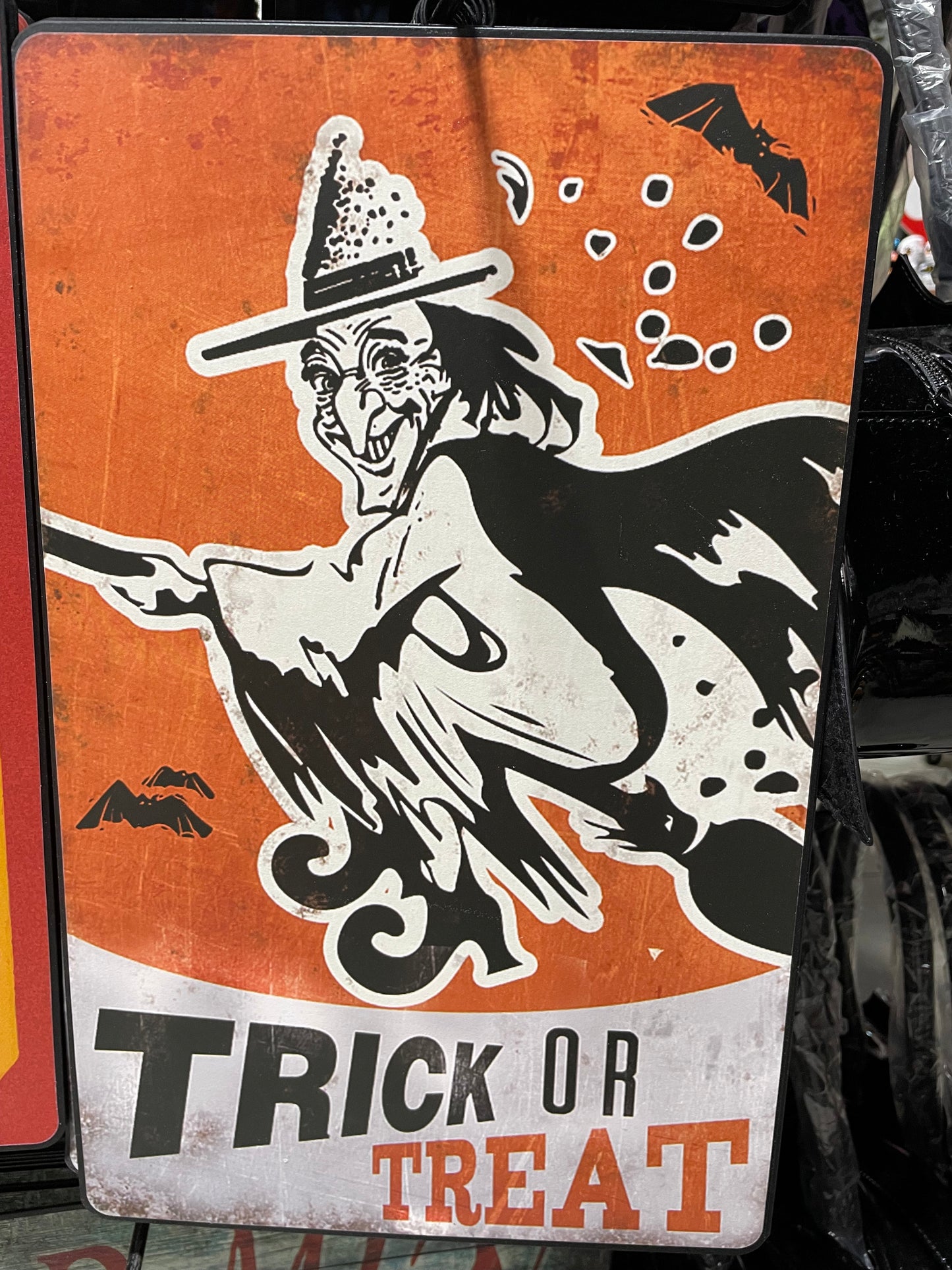 TRICK OR TREAT SIGN