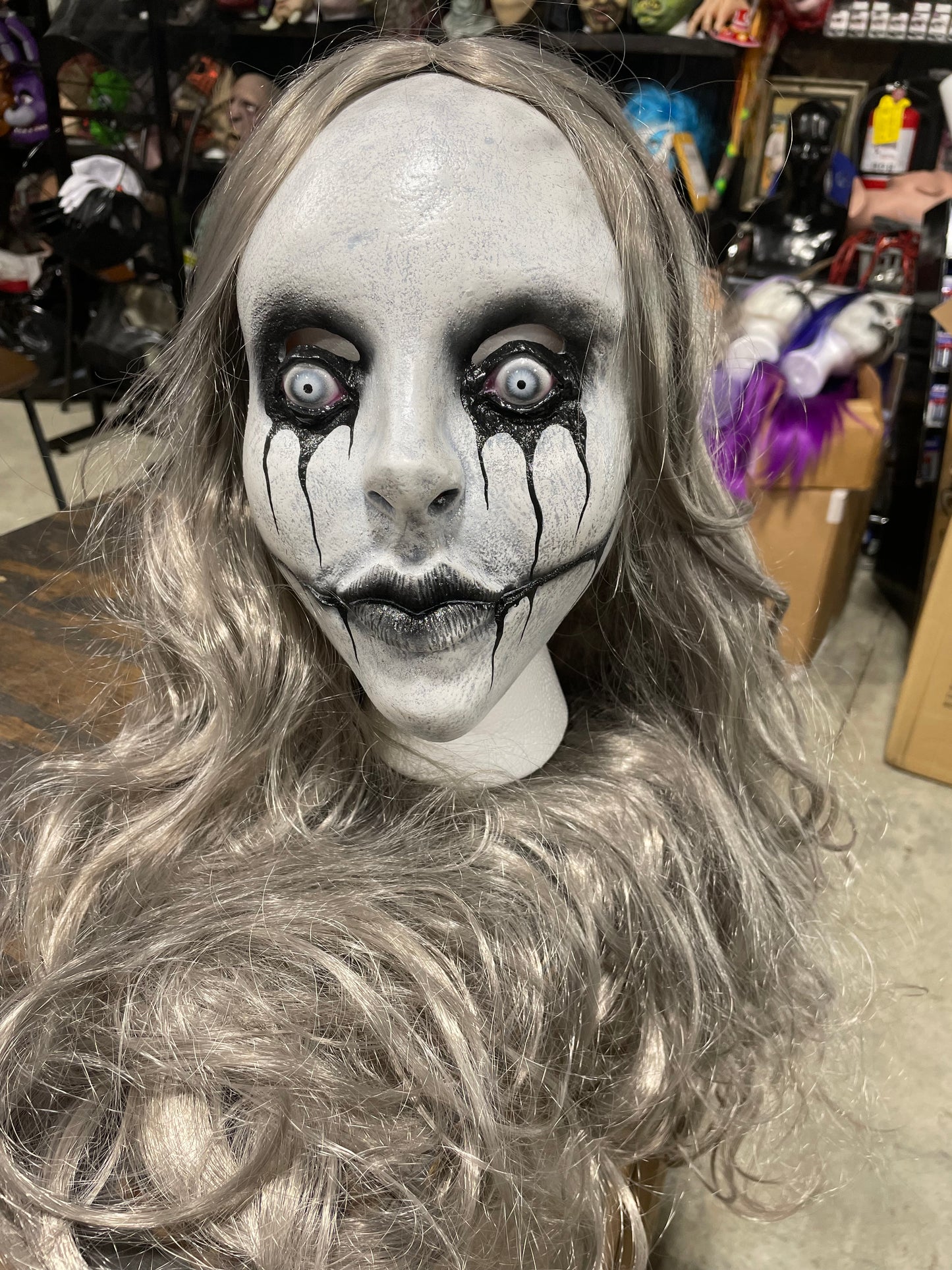 CUSTOM LADY MASK