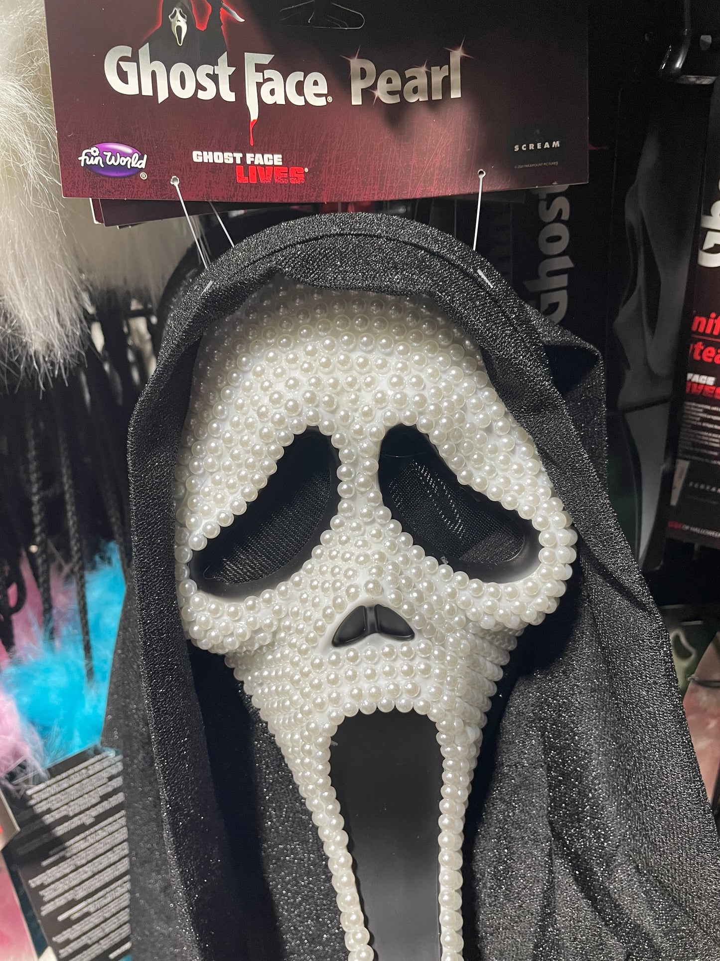 GHOSTFACE PEARL MASK
