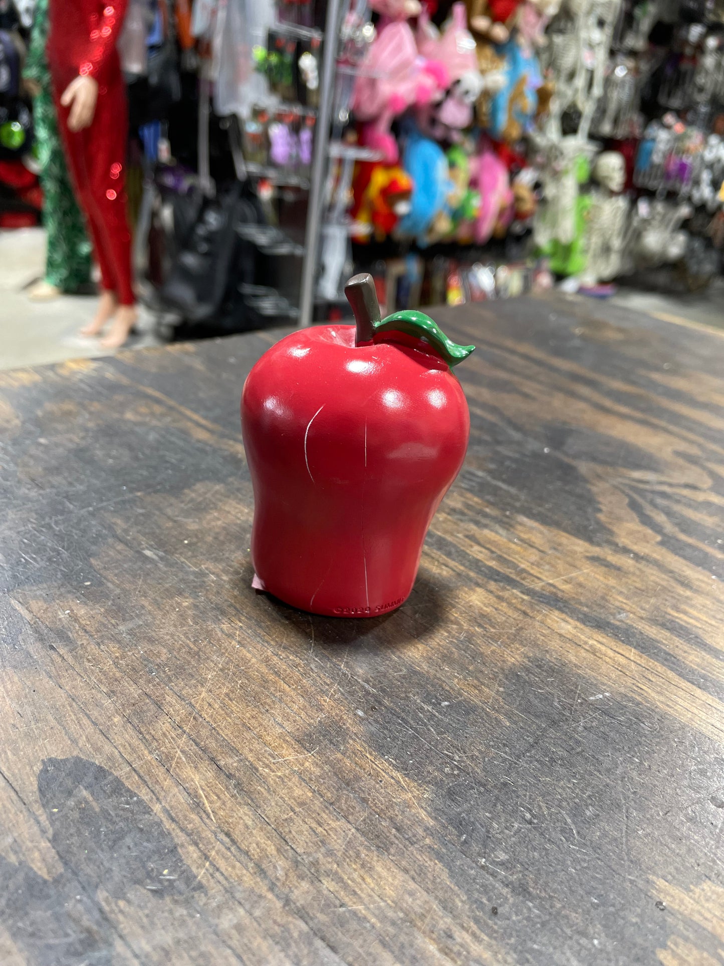 FURRY BONES (APPLE) FIGURINE