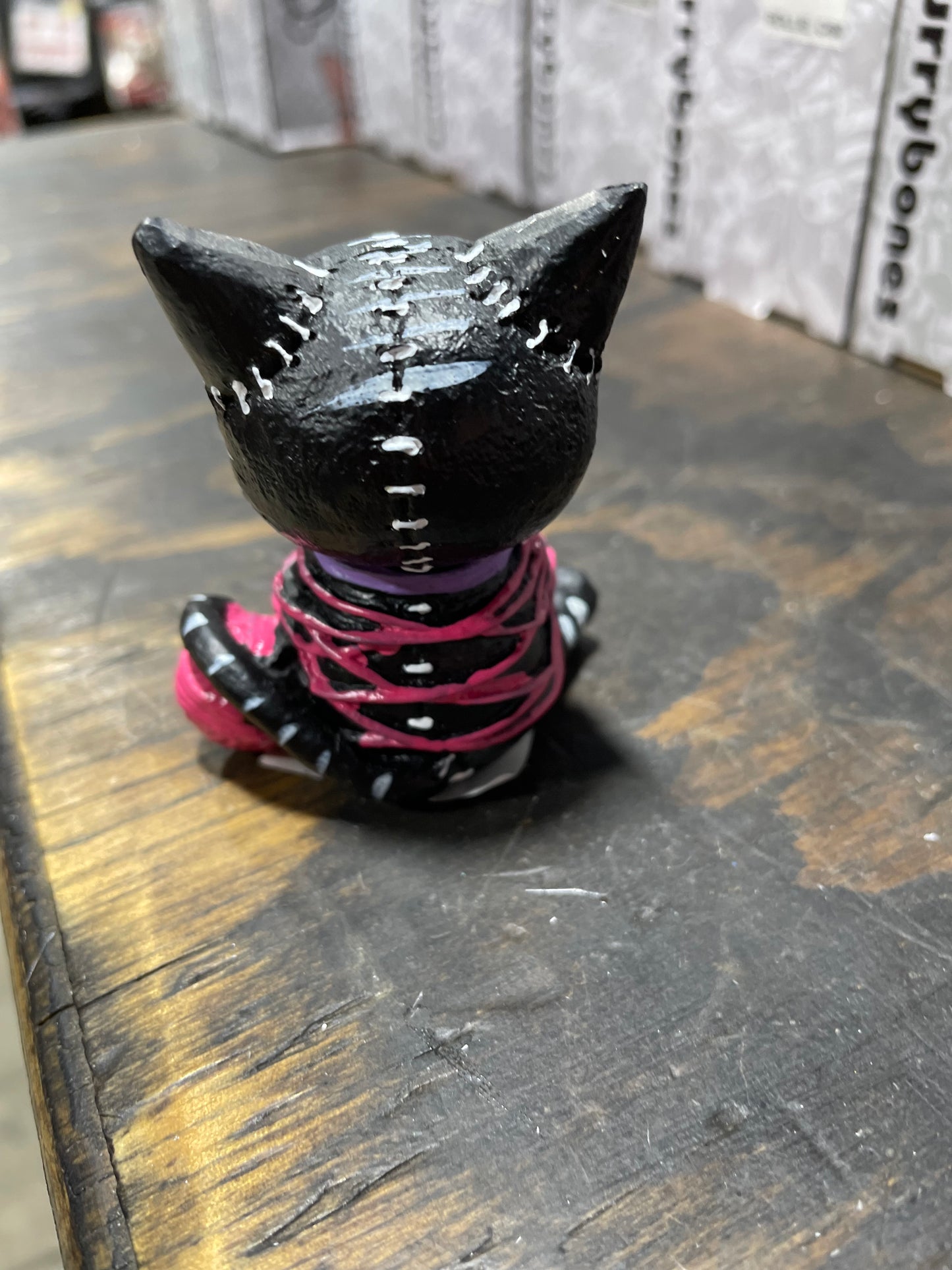 FURRYBONE BLACK MAOMAO FIGURINE
