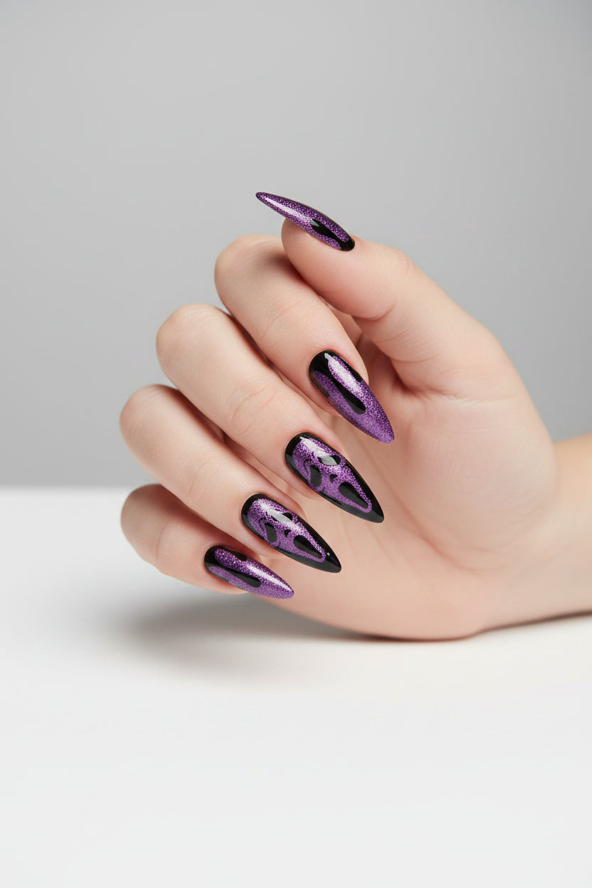 GHOSTFACE GLITTER NAILS
