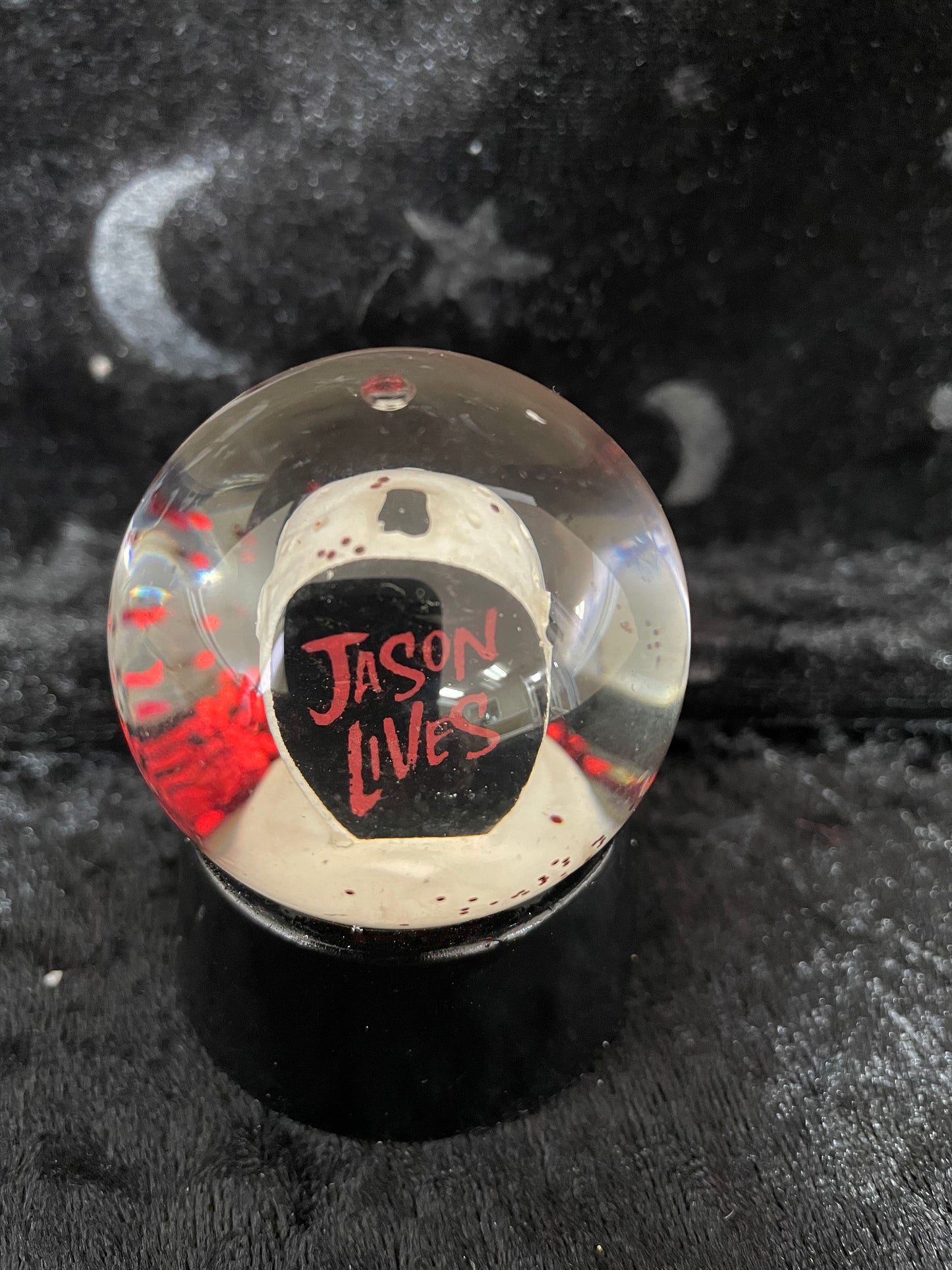 Friday The 13th Jason Mask Mini Sculpted Snow Globe