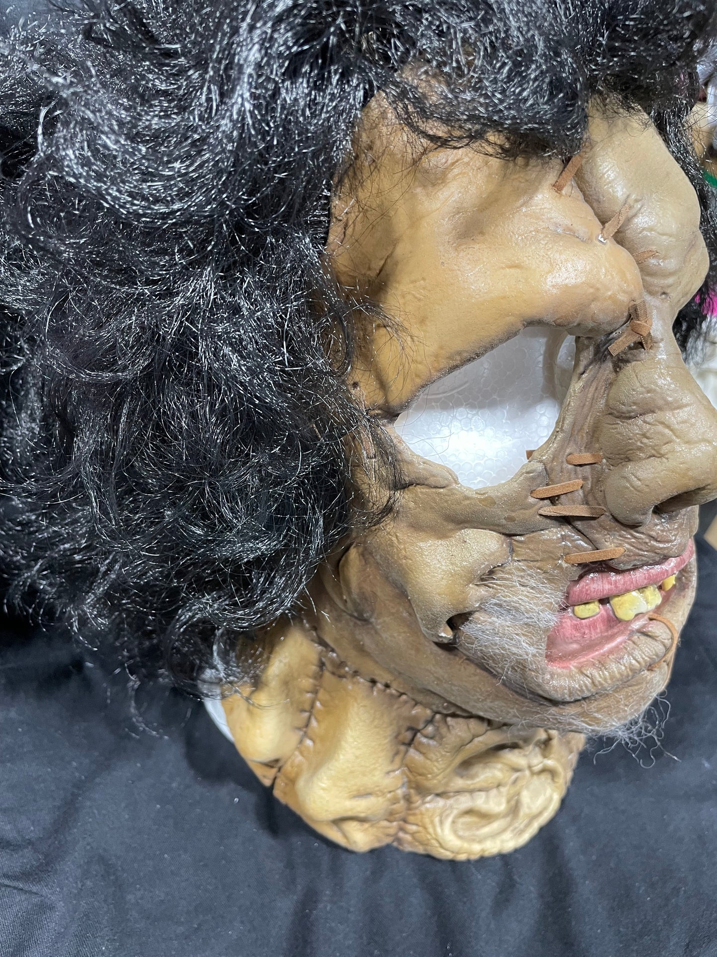 TEXAS CHAINSAW MASSACRE II (LEATHERFACE) MASK
