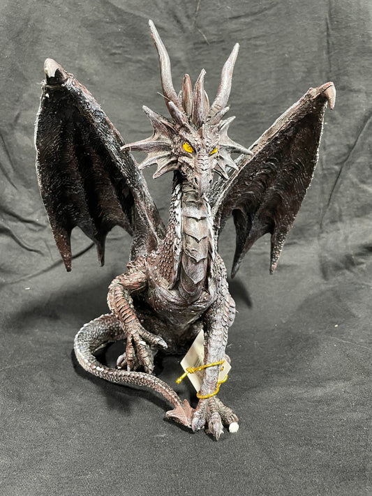 CHECKMATE DRAGON FIGURINE