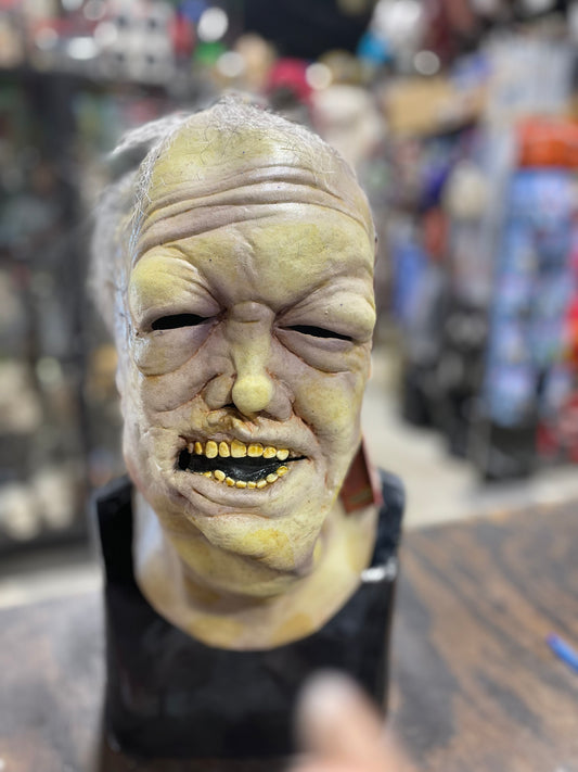 THE WALKING DEAD WELL WALKER MASK