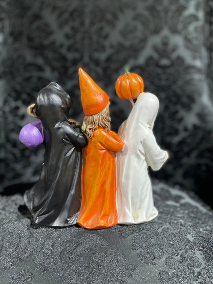 HALLOWEEN FIGURINE