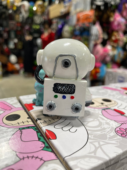 FURRYBONE COSMO FIGURINE