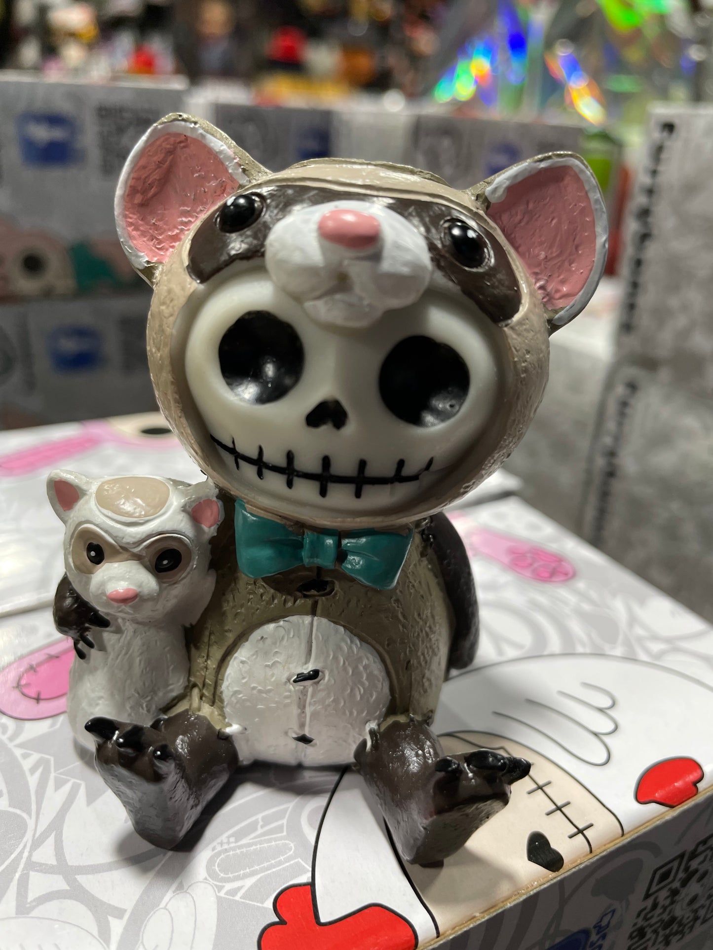 FURRYBONE FERRIS FIGURINE