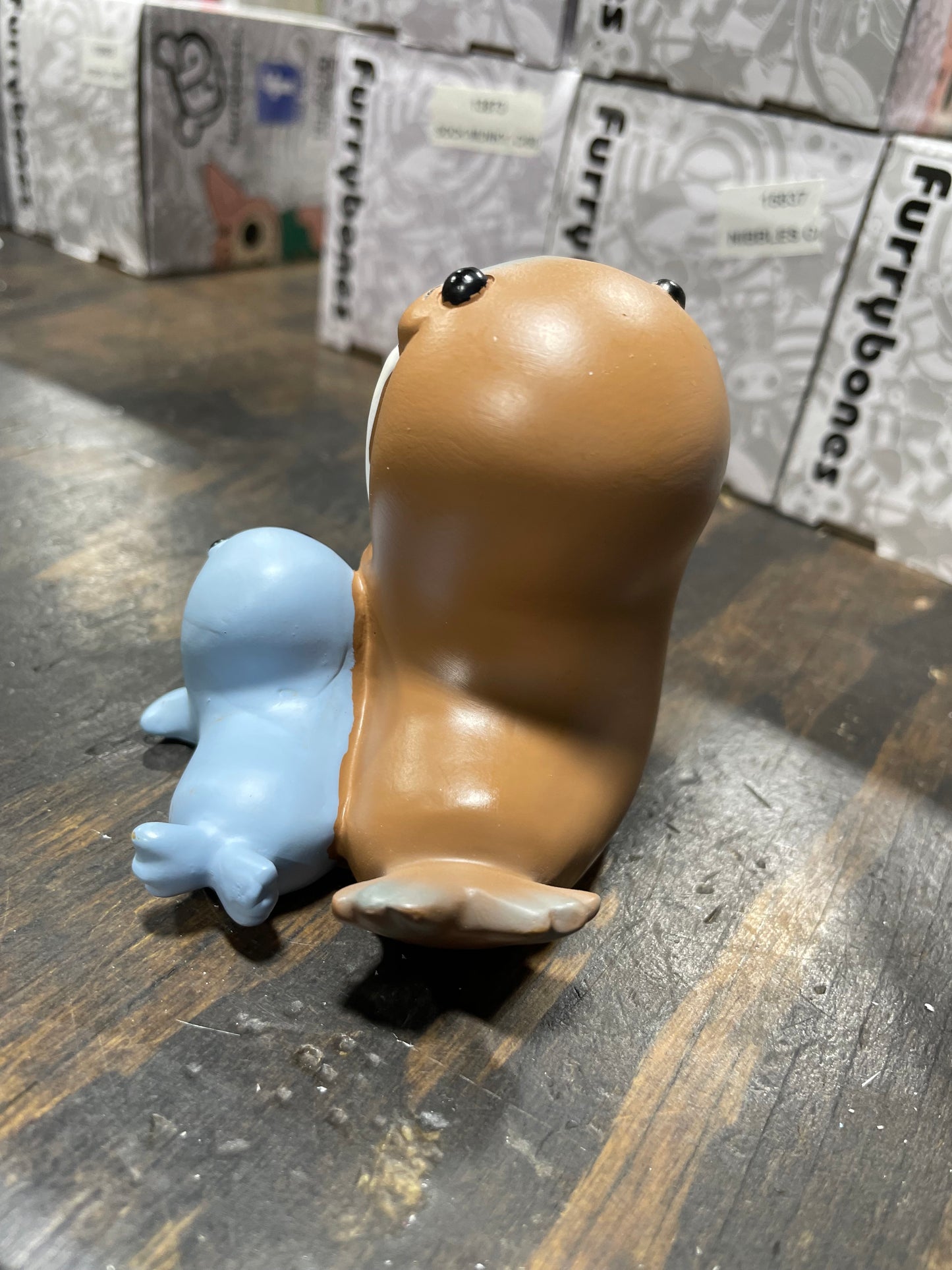 FURRYBONE UTCHI FIGURINE