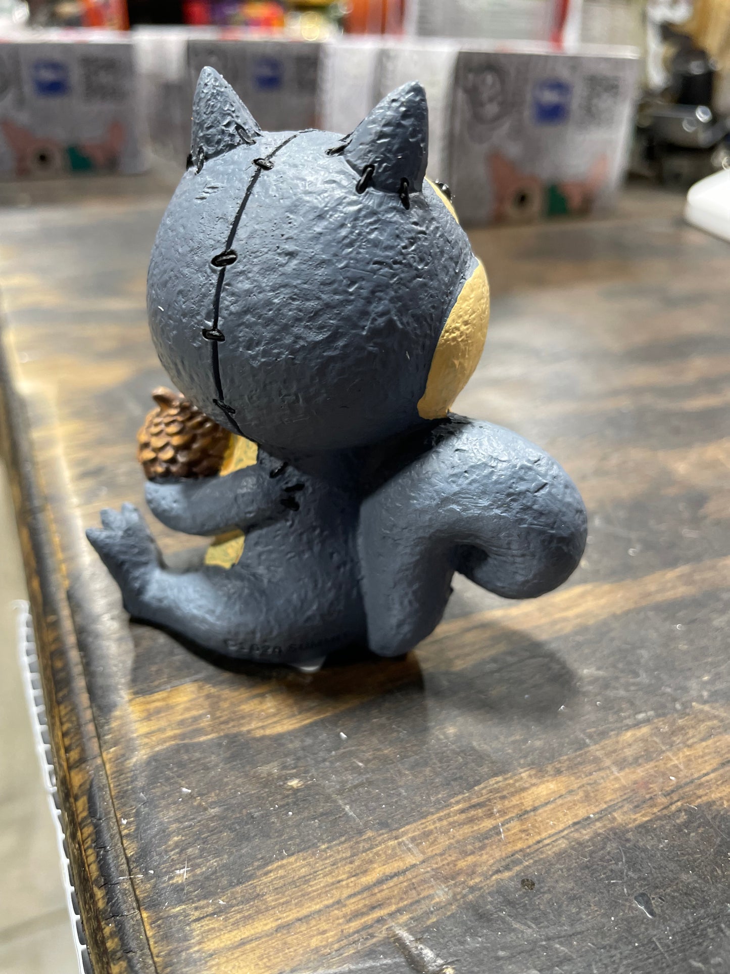 FURRYBONE NIBBLES FIGURINE