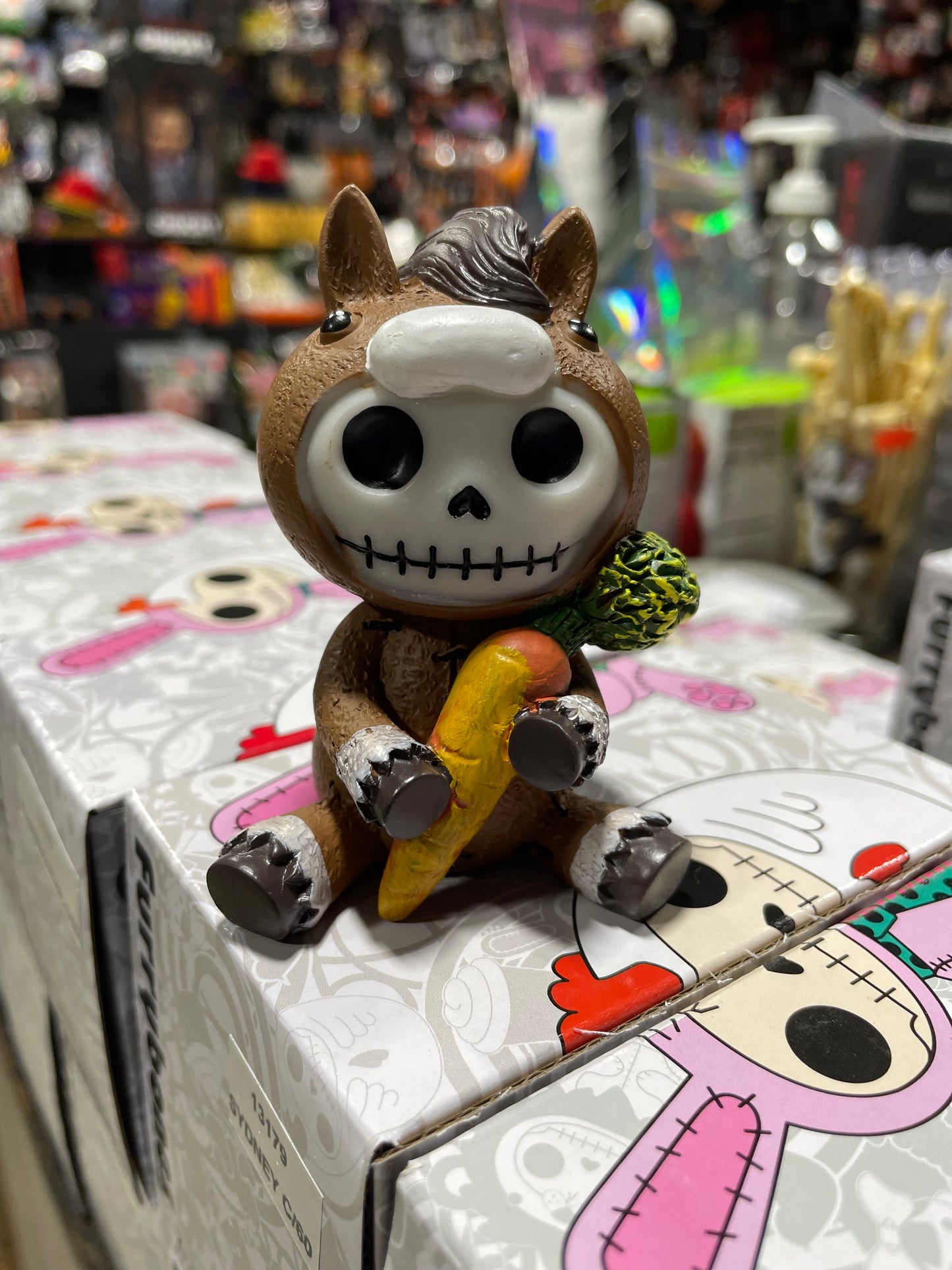 FURRYBONE CLYDE FIGURINE