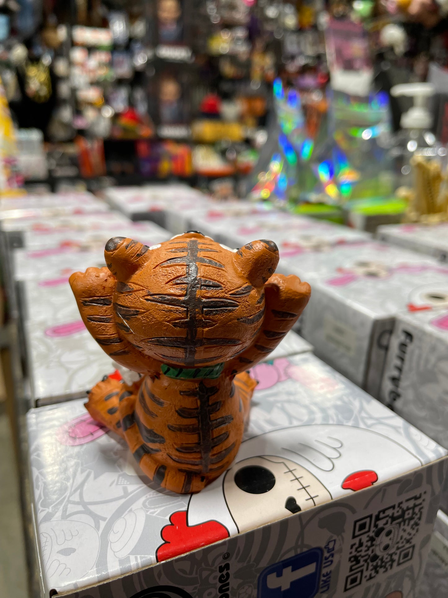 FURRYBONE TIGRRR FIGURINE