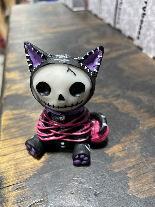 FURRYBONE BLACK MAOMAO FIGURINE