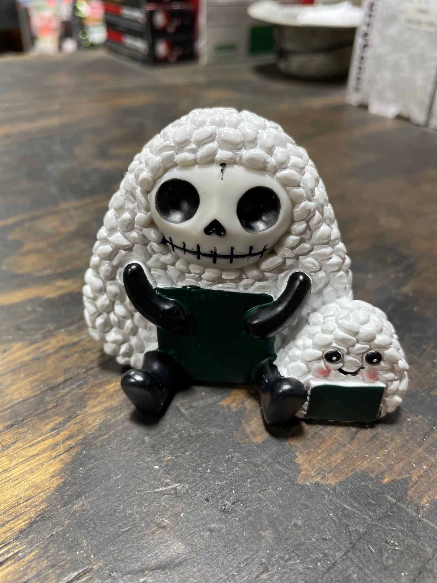 FURRYBONE MUSUBI FIGURINE