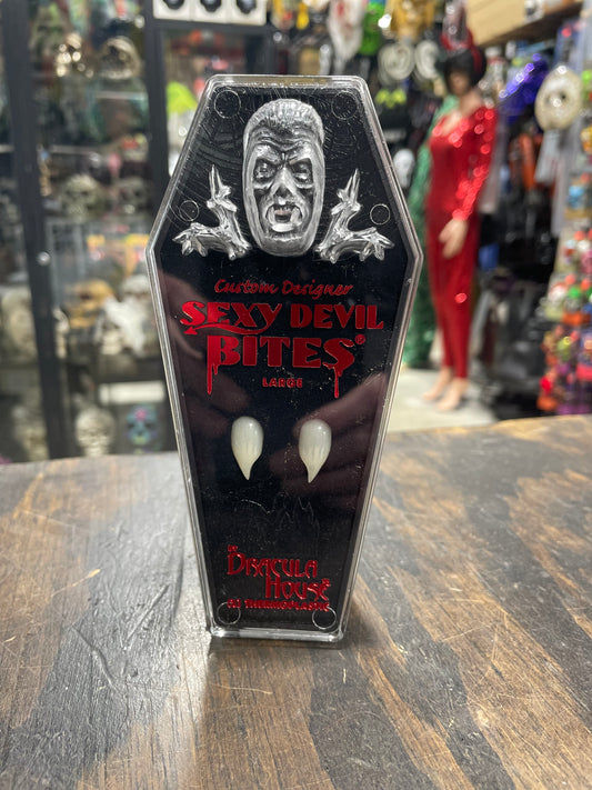 SEXY DEVIL BITES FANGS