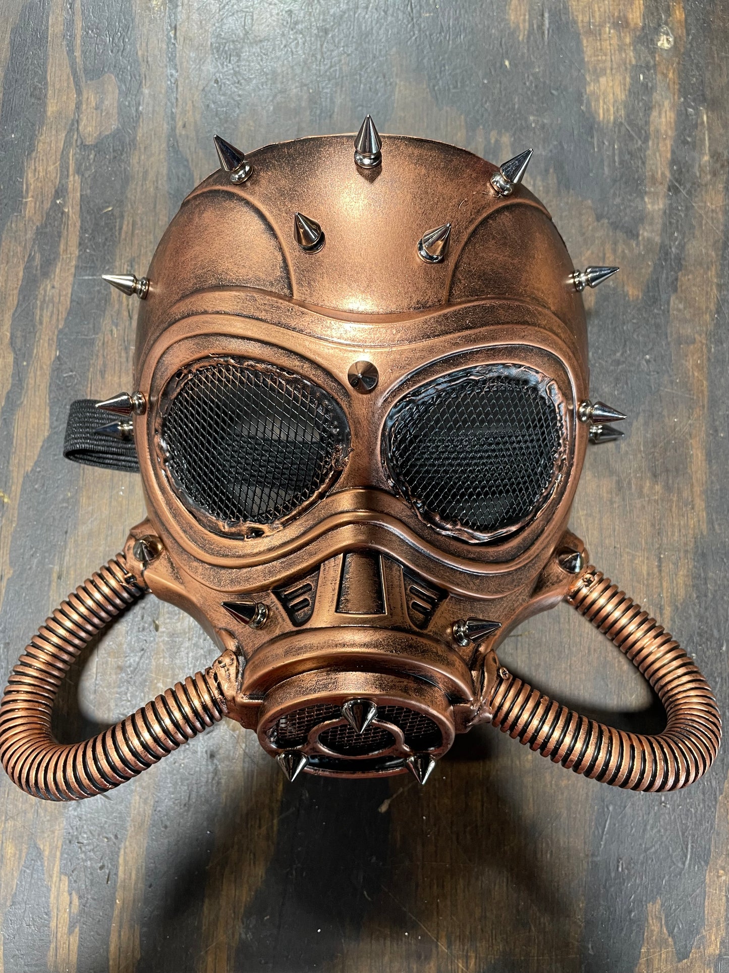 COPPER SPIKED GAS MASK