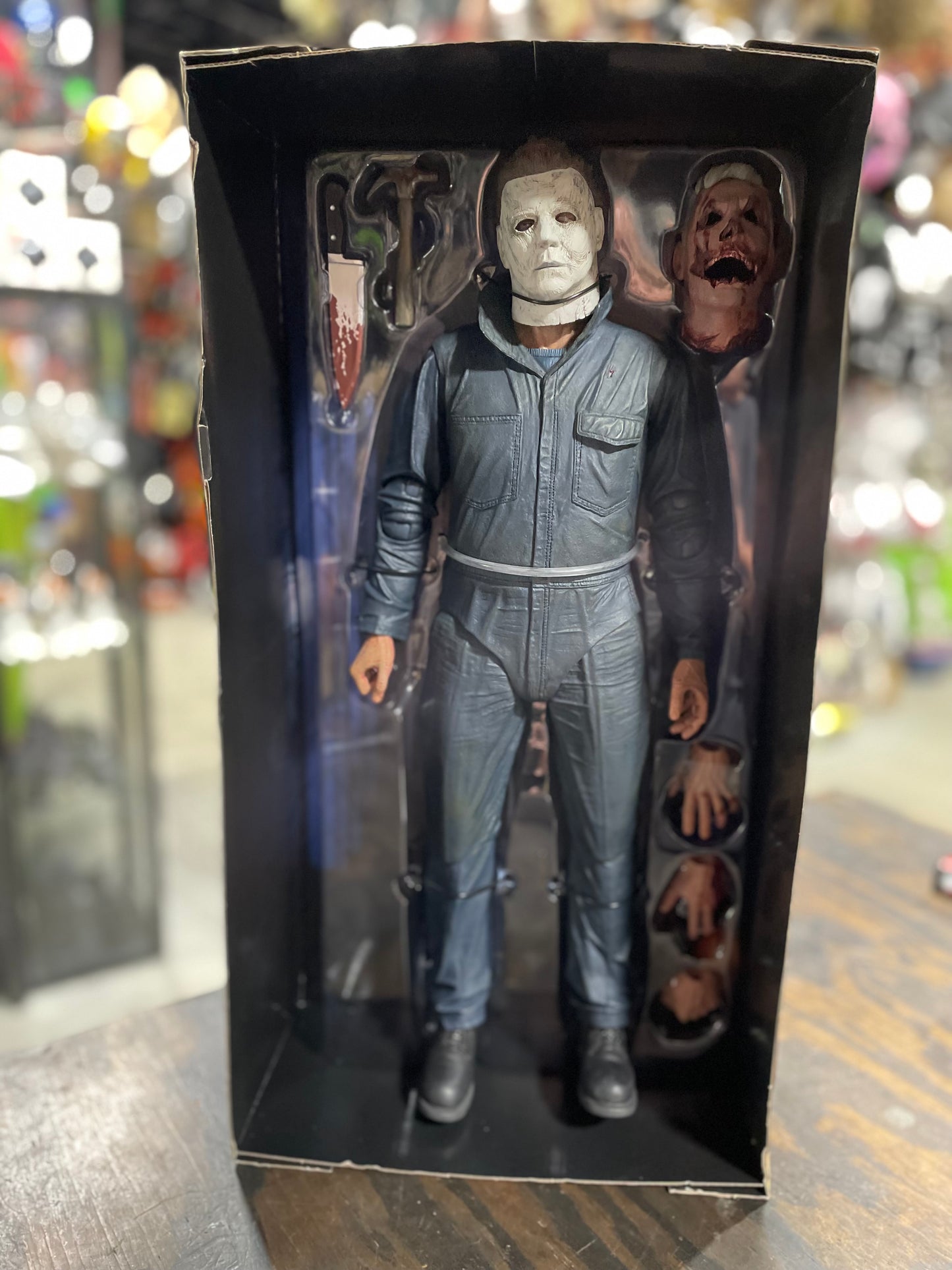 HALLOWEEN 2018 MICHAEL MYERS 1:4 ACTION FIGURE