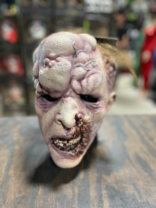 TUMORAL DECEASED MASK