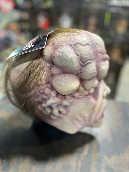 TUMORAL DECEASED MASK