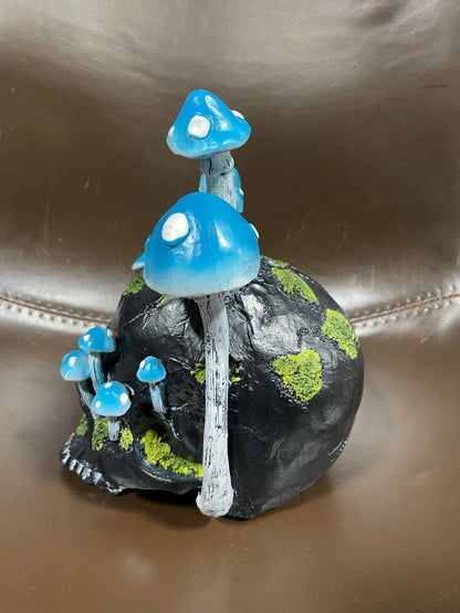 BLACK SKULL WITH MUSHROOM
