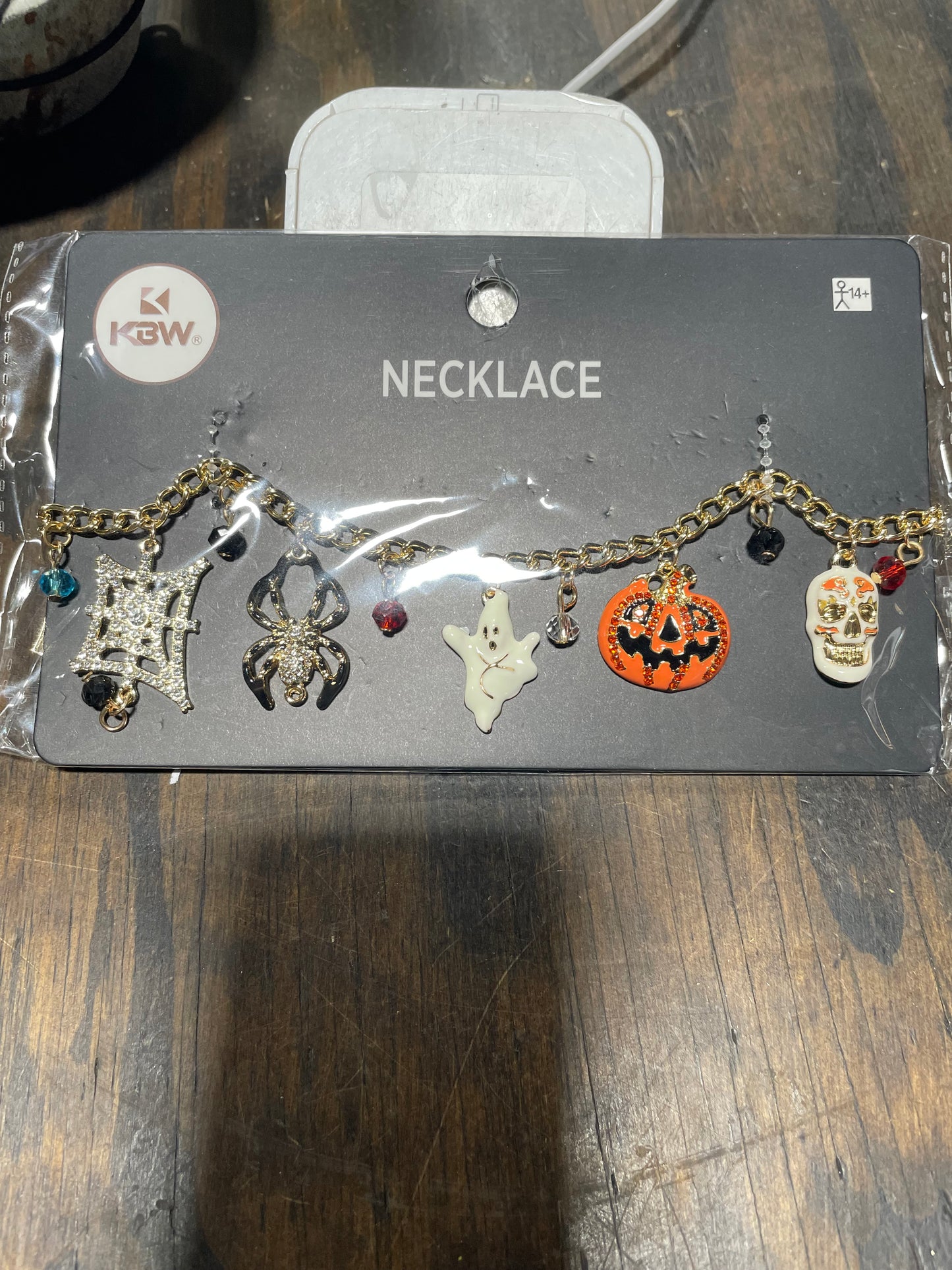 HALLOWEEN NECKLACE