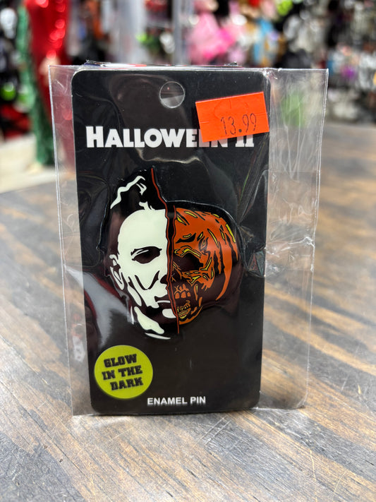 MICHAEL MYERS HALF FACE PIN