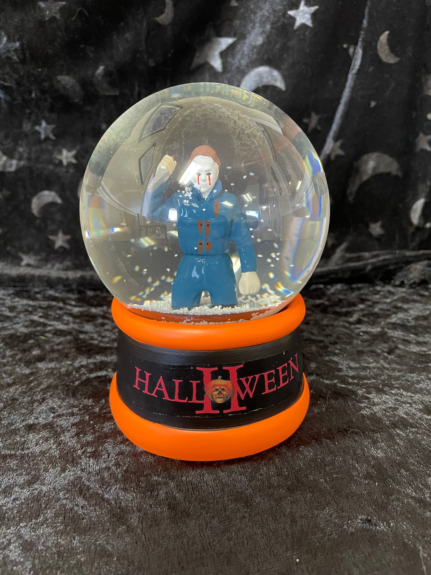 Halloween II Snow Globe